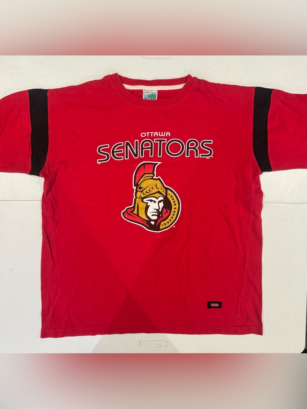 Vintage Waves Ottawa Senators NHL Hockey t shirt size large
